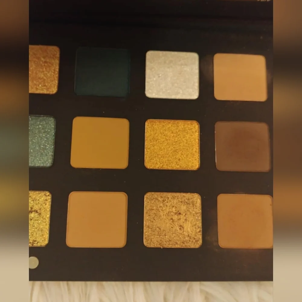 💖FIRM! NATASHA DENONA GOLD EYESHADOW PALATTE (DISCONTINUED)
